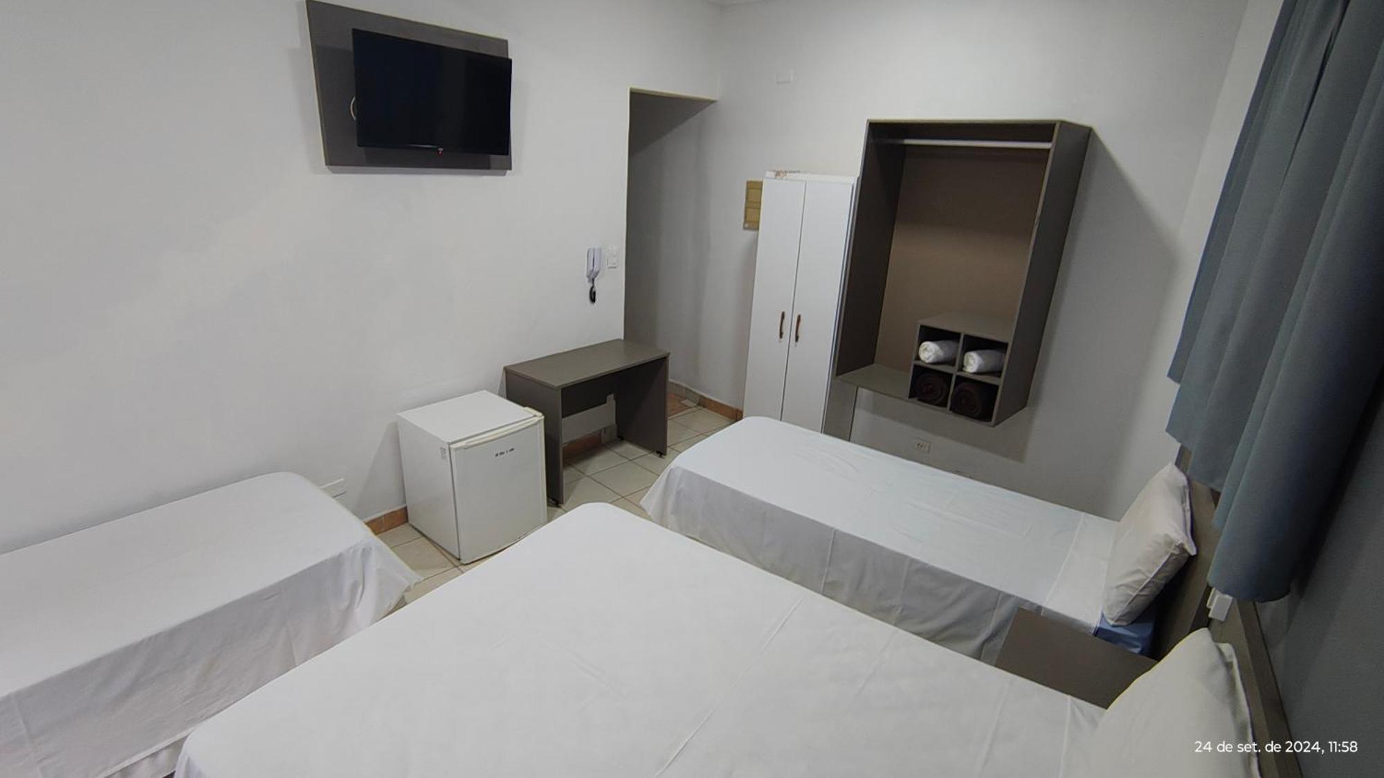 Santos Hotel Bagian luar foto